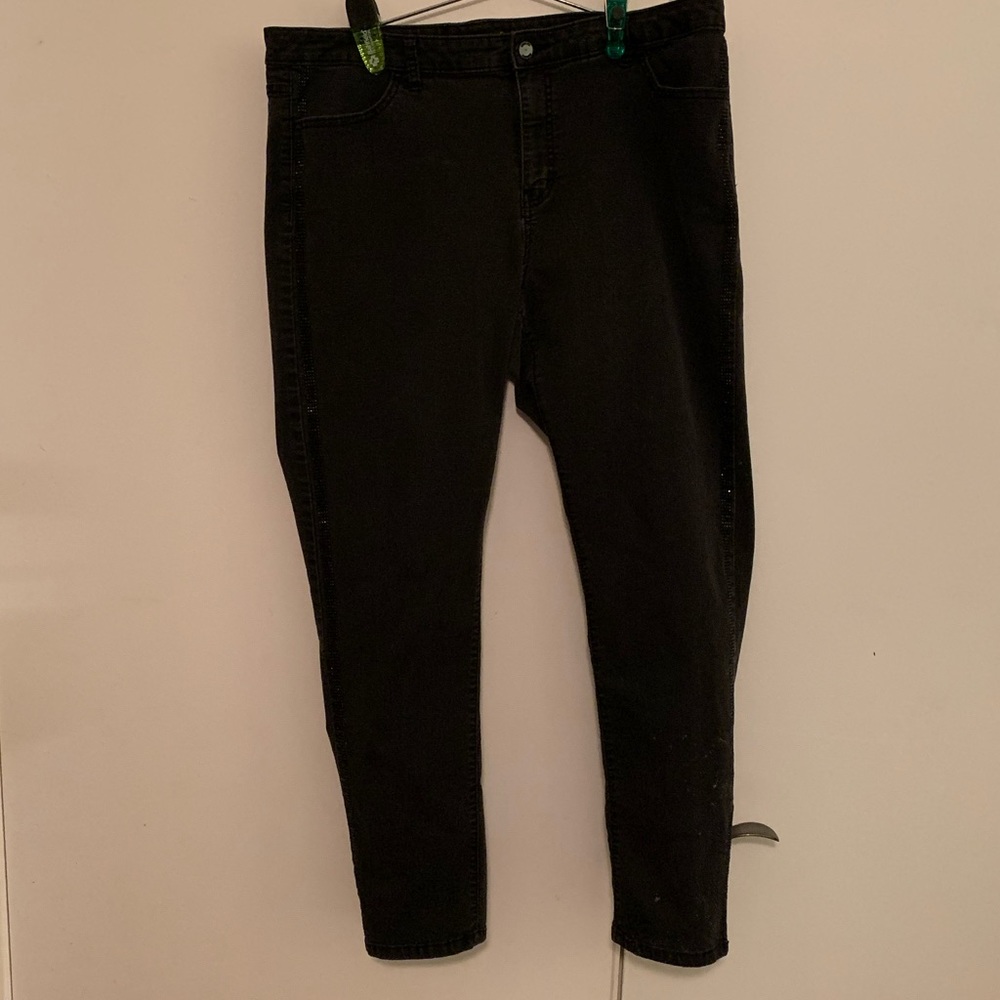 Cute, embellished jeans